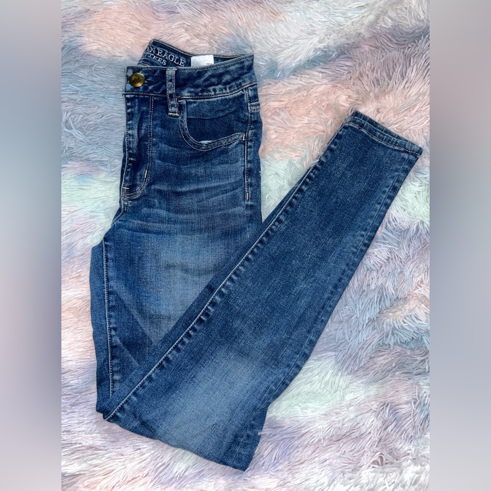 🥀SOLD American Eagle Medium Wash High Rise Jeggings